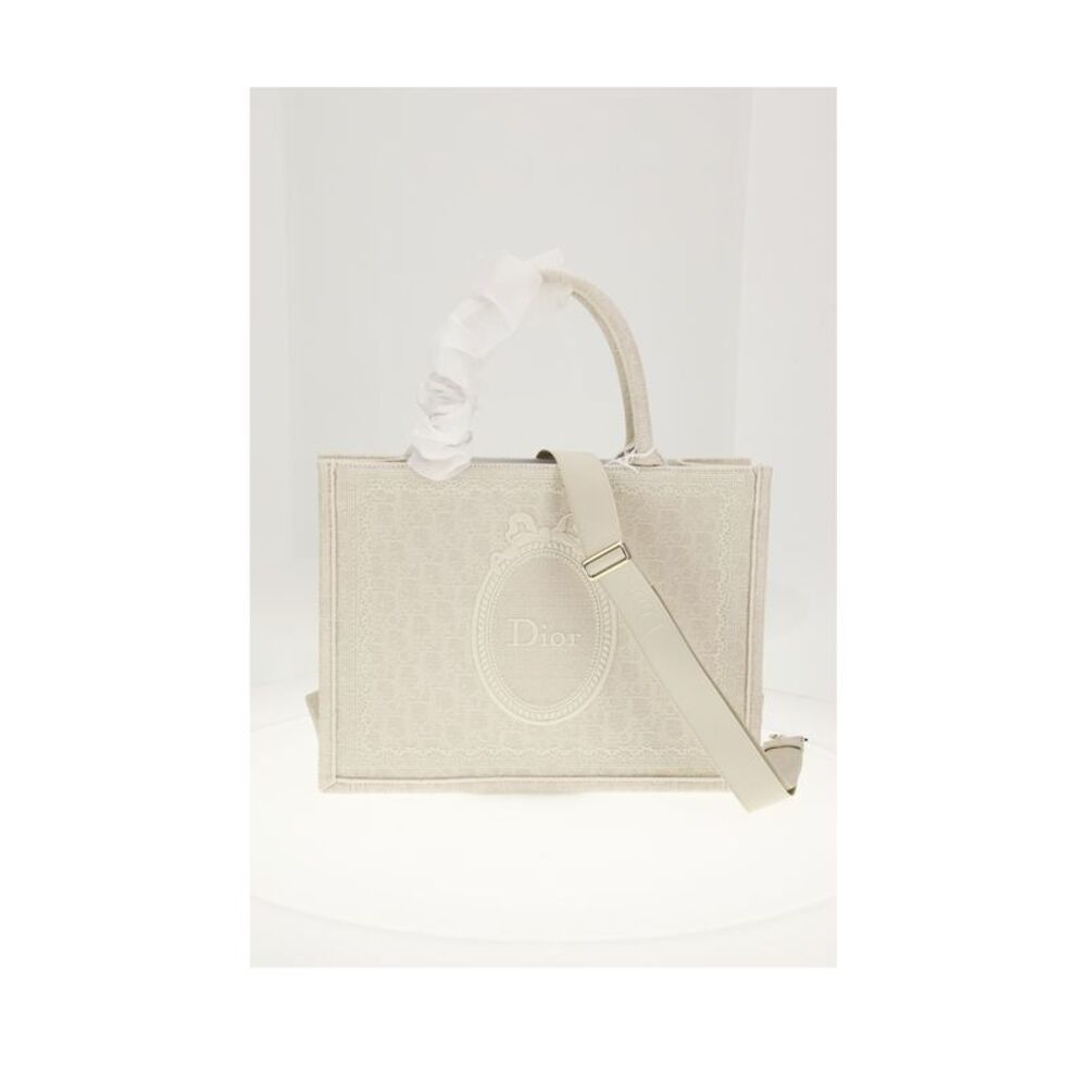 Dior Women Medium Booktote Medallion Oblique